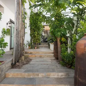 Hotel Altanure Almatere - Food Forest Boutique